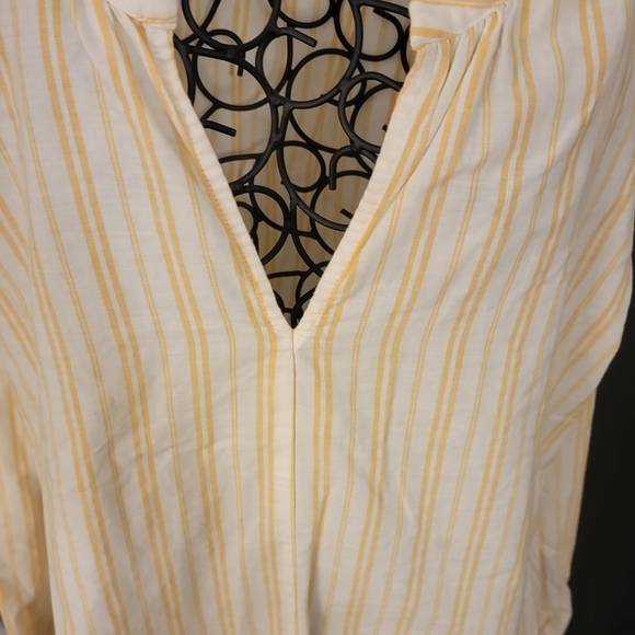 Yellow & White Striped blouse Sz M - Picture 1 of 2